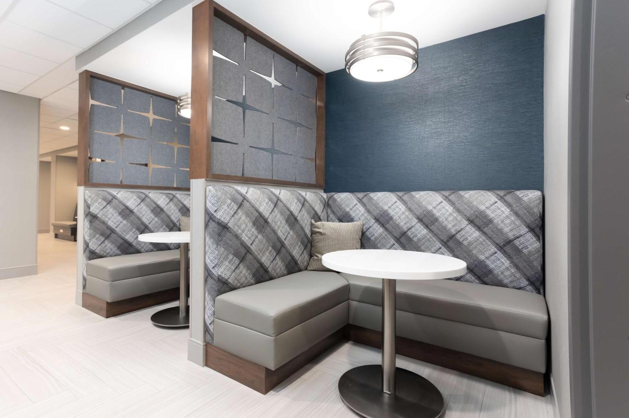 Hampton Inn & Suites Santa Rosa Sonoma Wine Country ภายนอก รูปภาพ