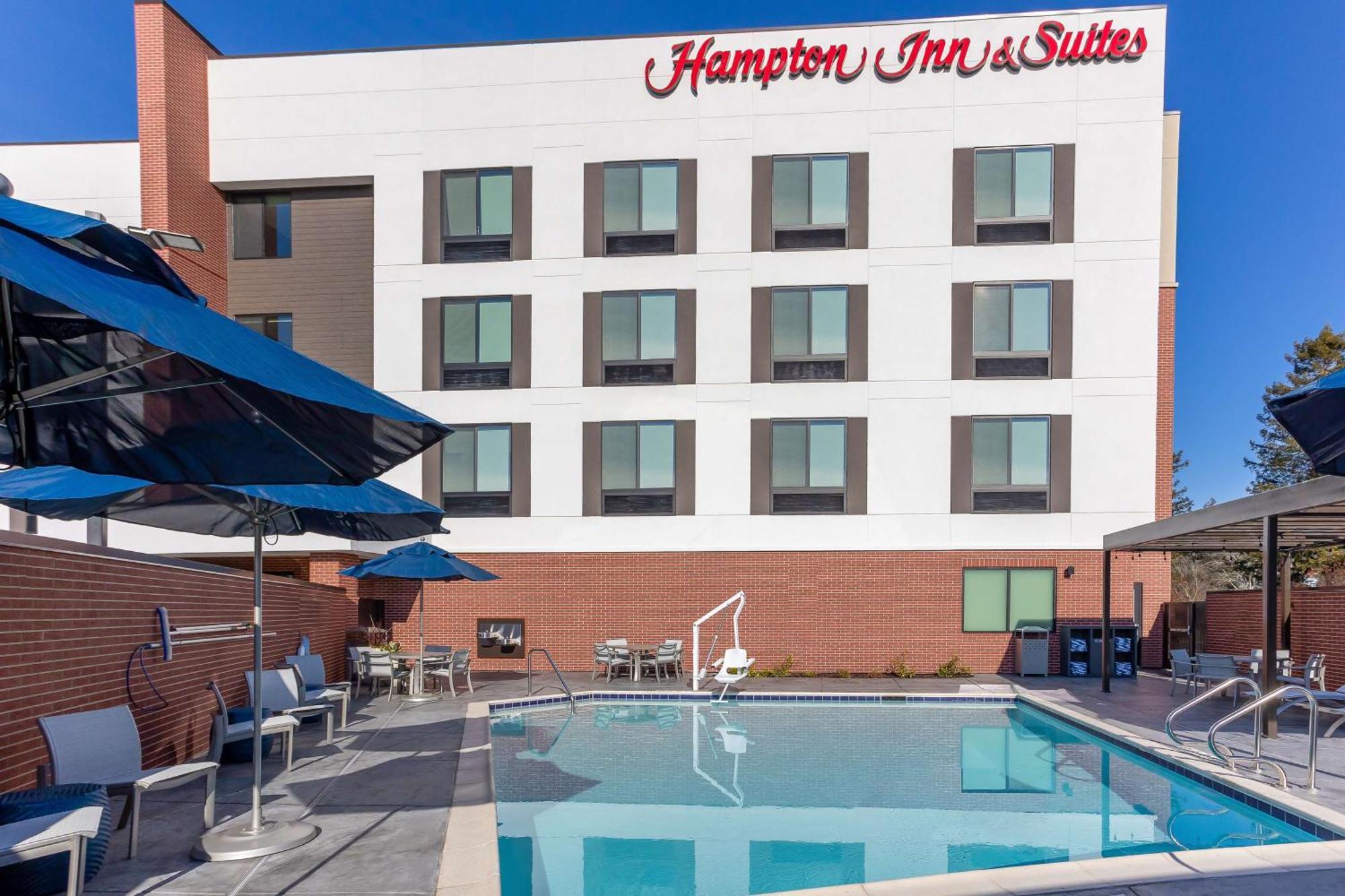 Hampton Inn & Suites Santa Rosa Sonoma Wine Country ภายนอก รูปภาพ